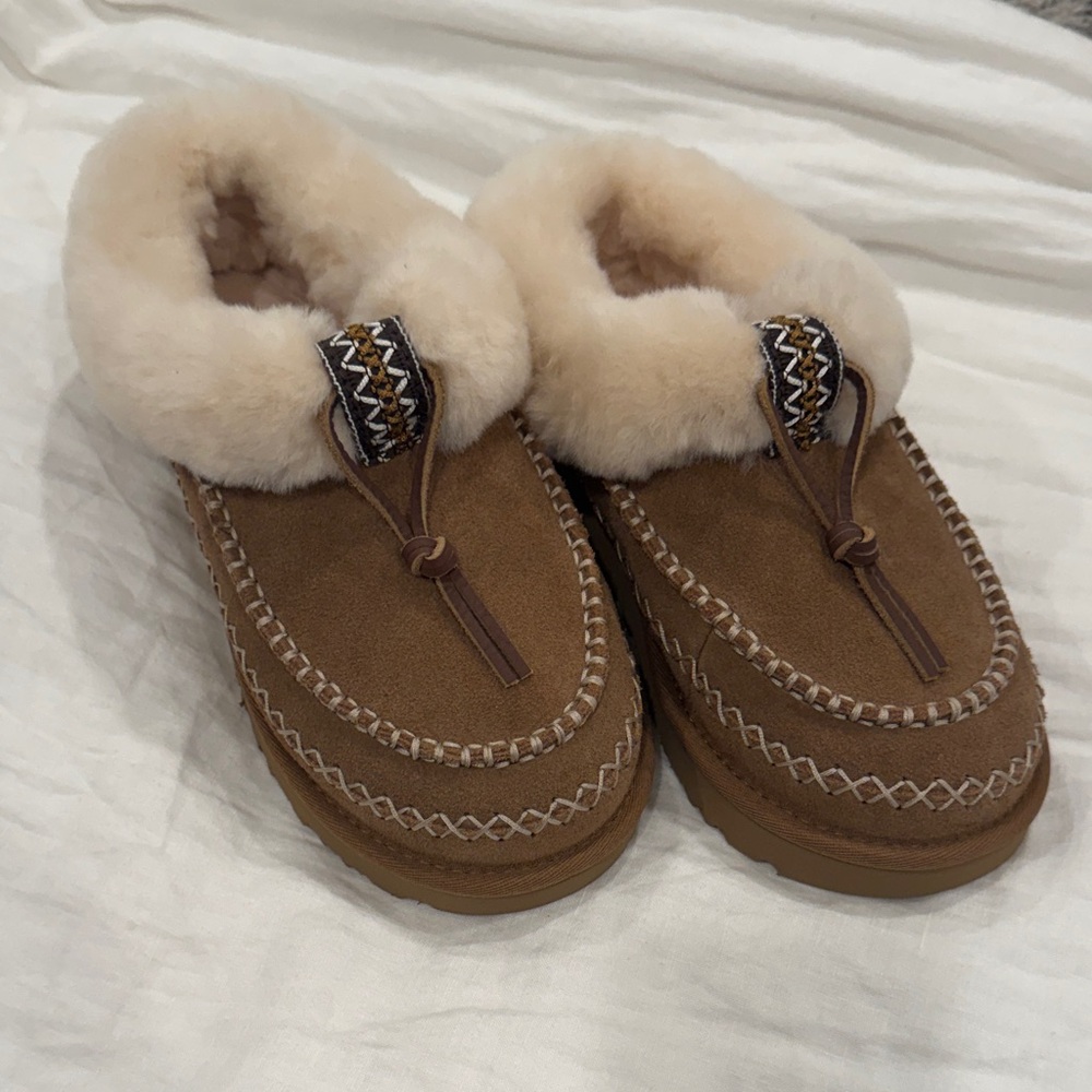 UGG - Cozy Brown Shearling Slippers